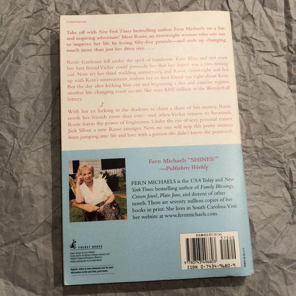 ⭐️5 for $15⭐️ Pretty Woman by Fern Michaels | Book - Picture 2 of 2